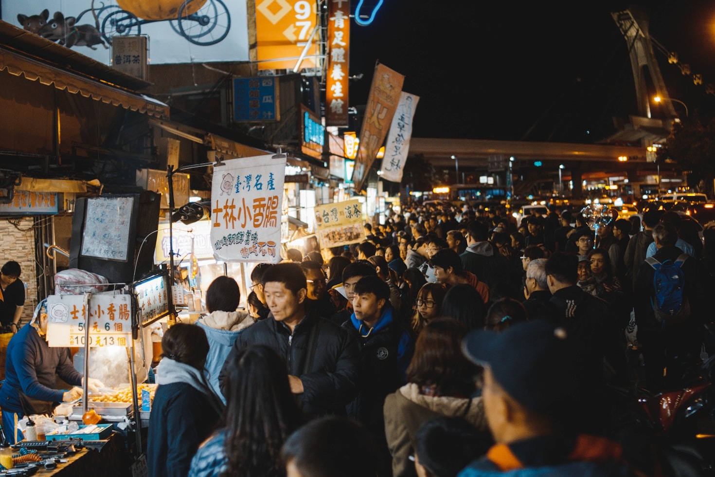Capturing The Perfect Evening Market Shot